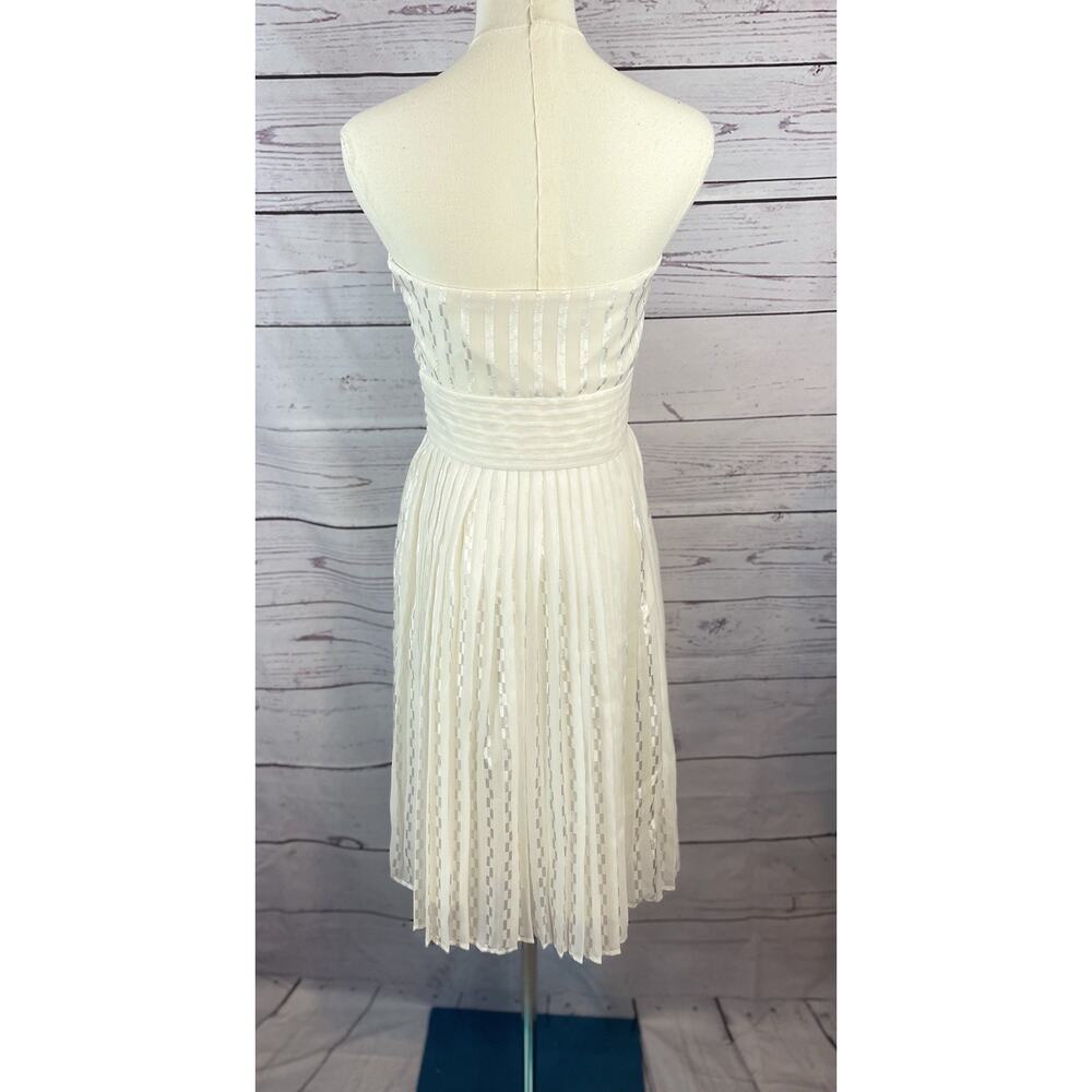 White House Black Market Ivory Strapless Formal Dress Size 2 - Picture 4 of 6